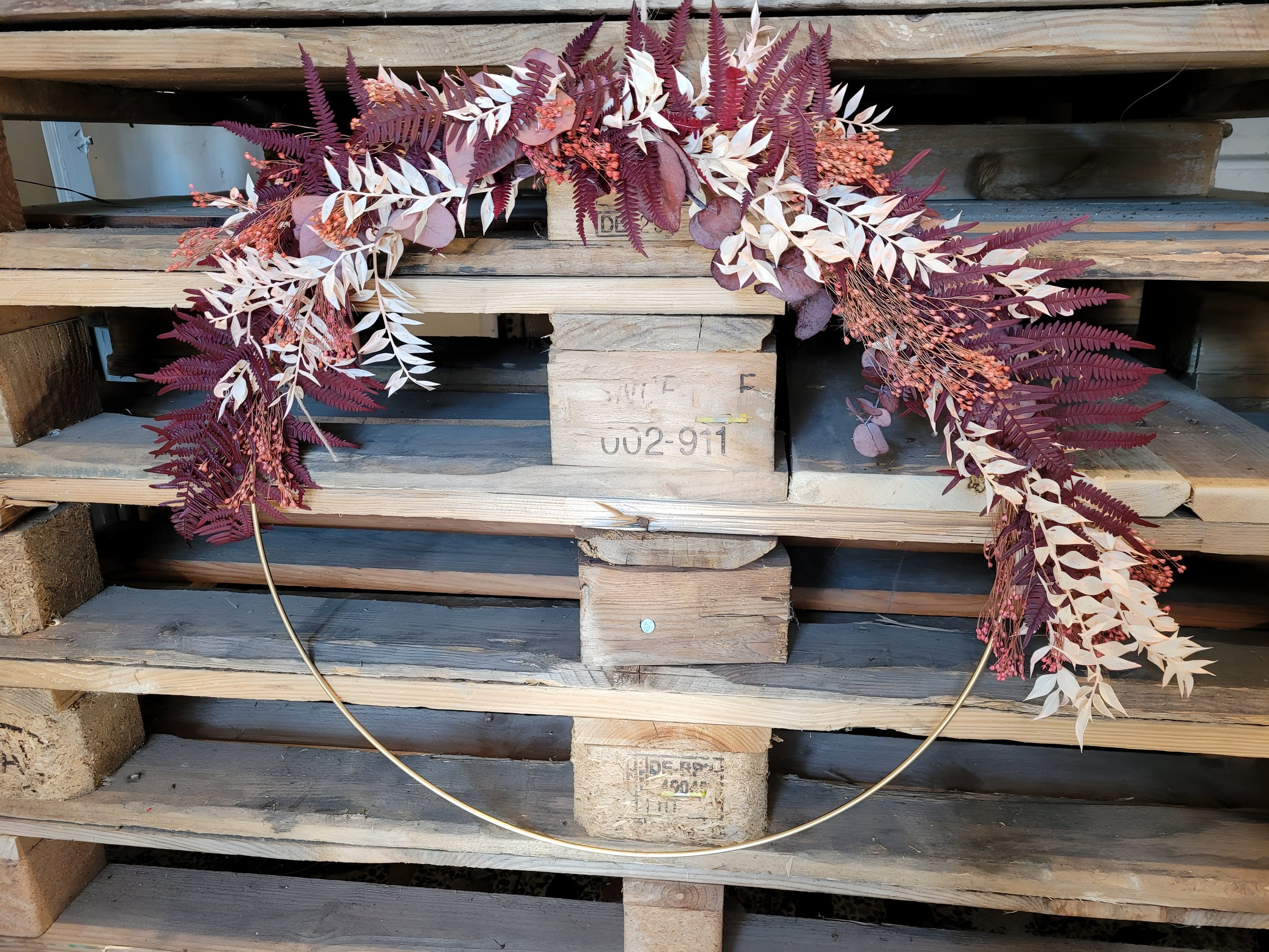 Couronne de fleurs séchées